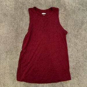 Old Navy maroon tank top